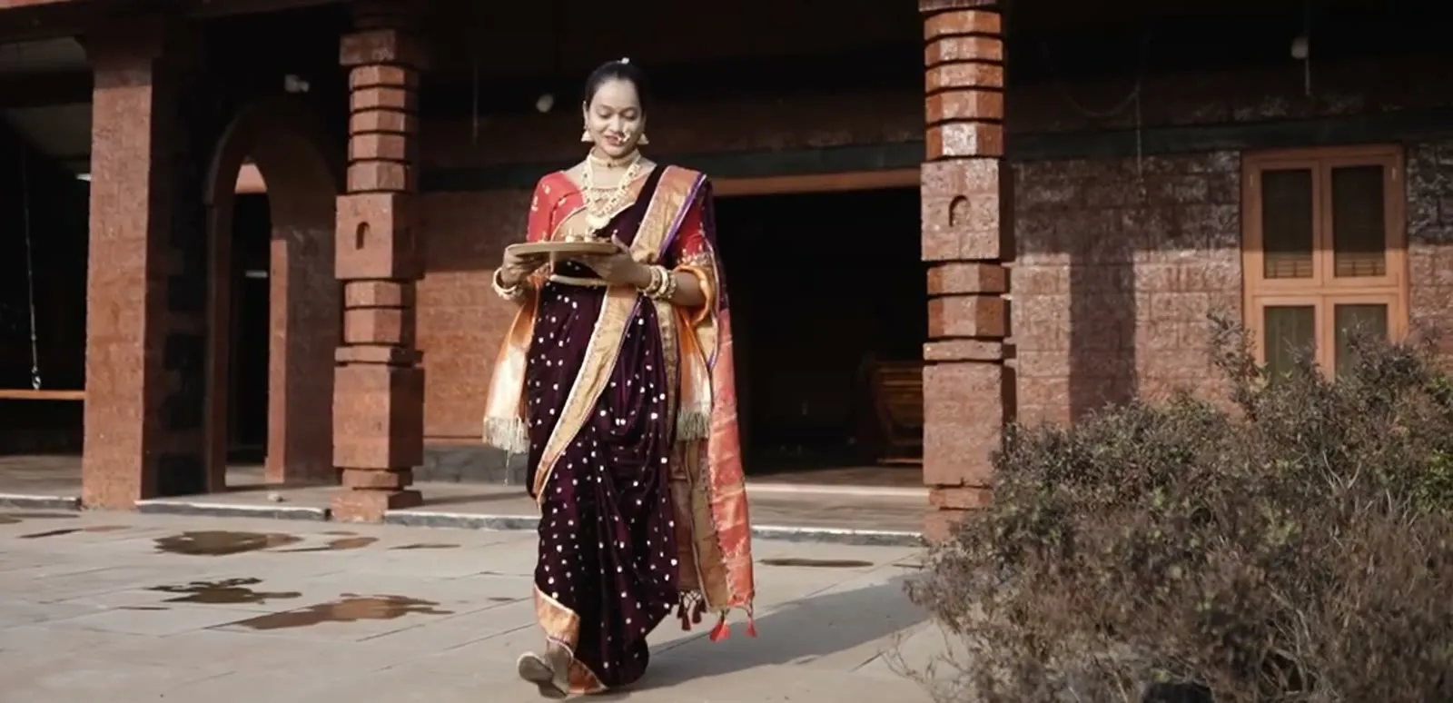 The Veranda (सोपा) — ShivBhumi Farmhouse